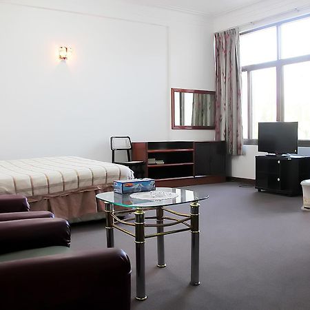 Hotel Windsor Rangoon Buitenkant foto