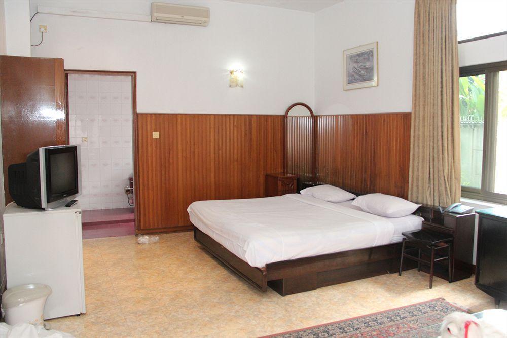 Hotel Windsor Rangoon Buitenkant foto