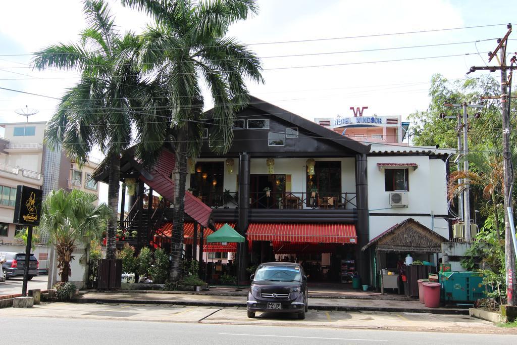 Hotel Windsor Rangoon Buitenkant foto