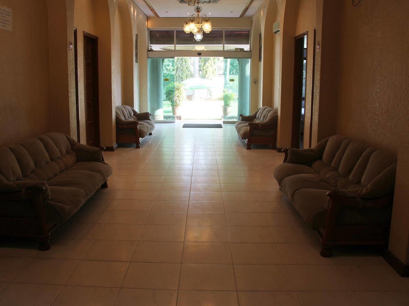 Hotel Windsor Rangoon Buitenkant foto