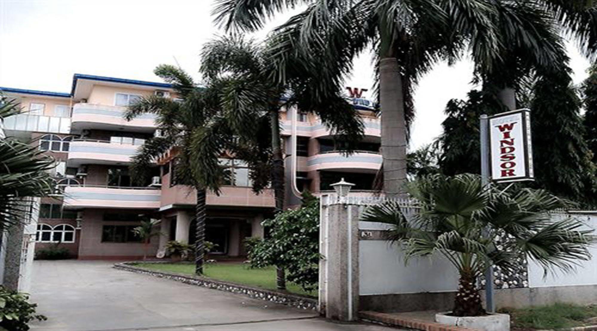 Hotel Windsor Rangoon Buitenkant foto