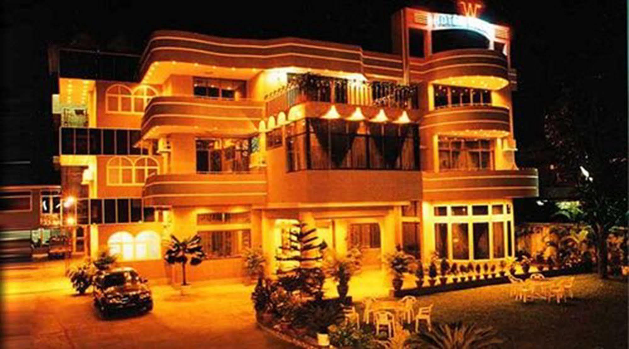 Hotel Windsor Rangoon Buitenkant foto
