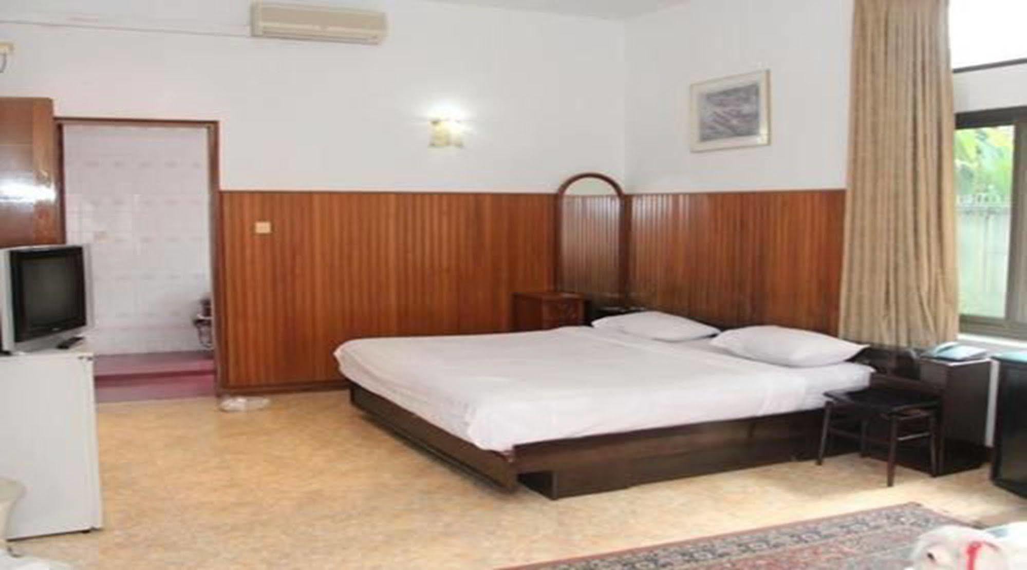 Hotel Windsor Rangoon Buitenkant foto