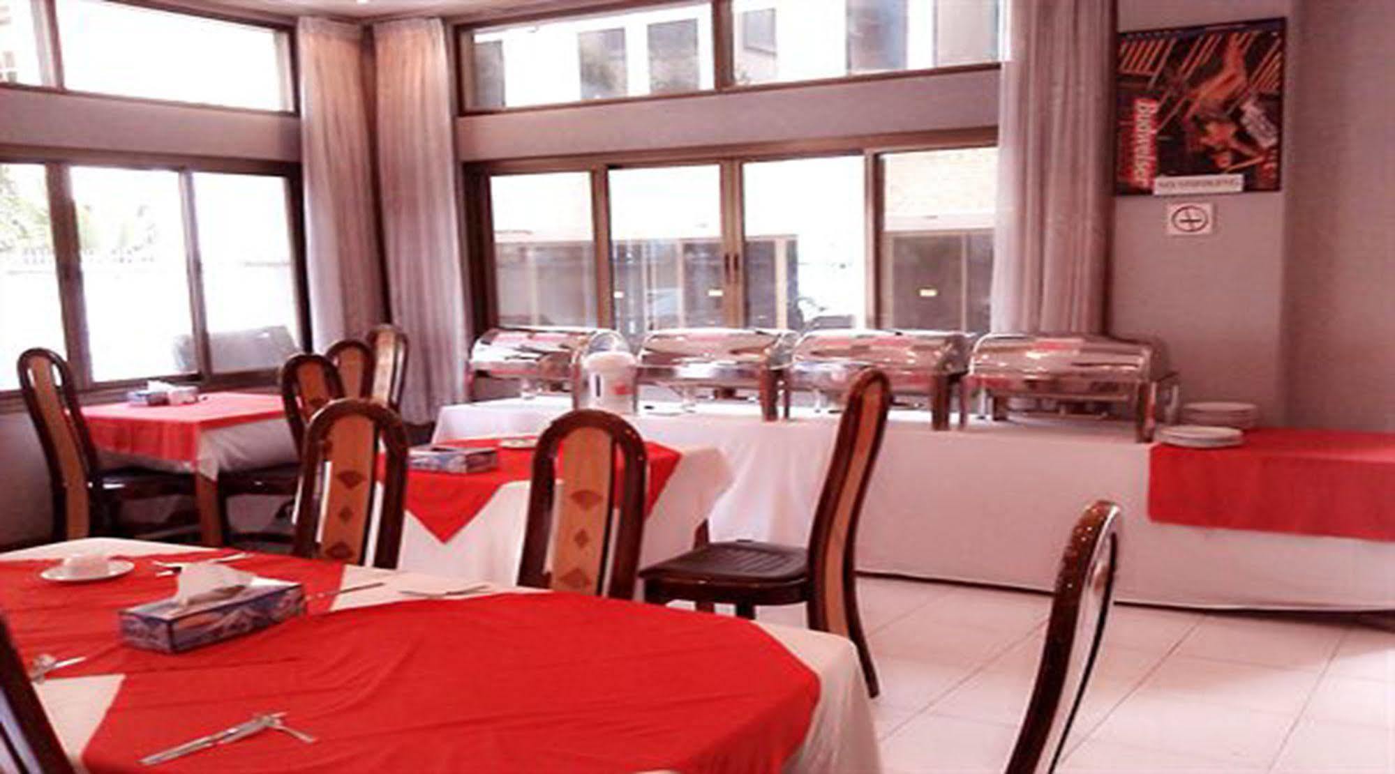 Hotel Windsor Rangoon Buitenkant foto